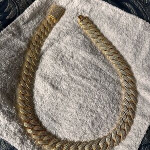 20’ gold cuban necklace